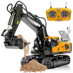 RC excavator