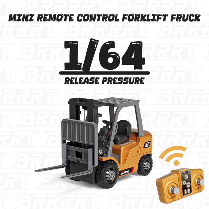 RC forklift — metal forks, swappable crane arm